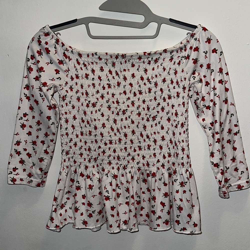 Half-Sleveed Frilled Shirt
